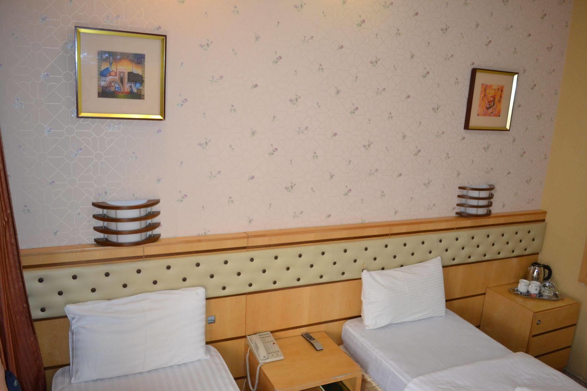 Hotel Al Shahba 3*
